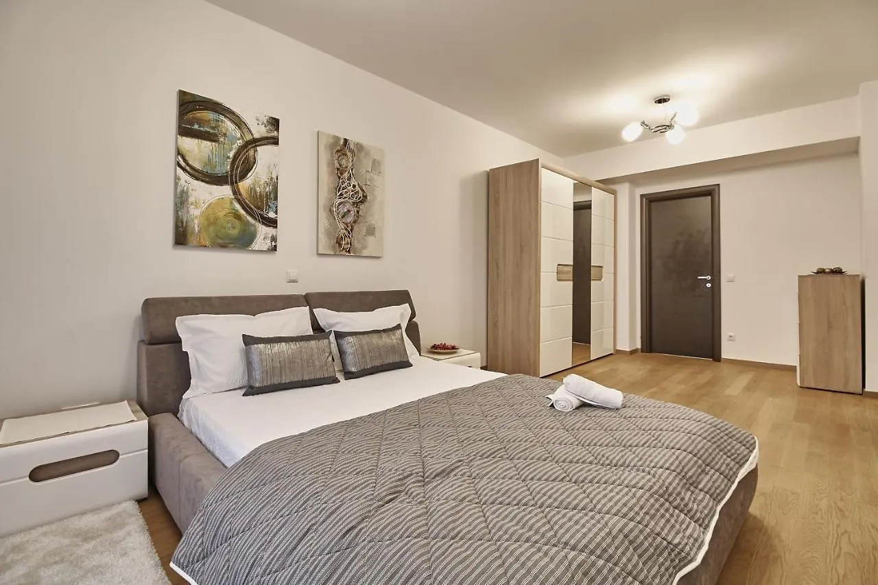 *** Aparthotel Platinum Rooms District 1 & 2 Bucharest Romania