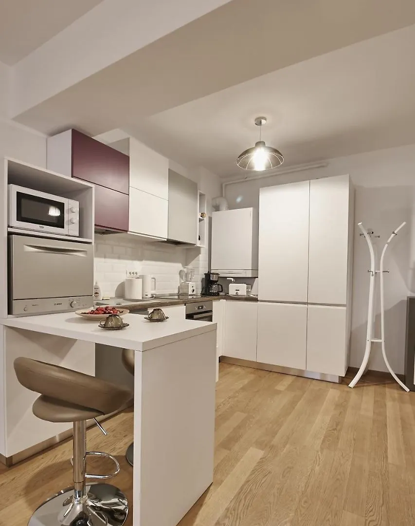 Aparthotel Platinum Rooms District 1 & 2 Bucharest