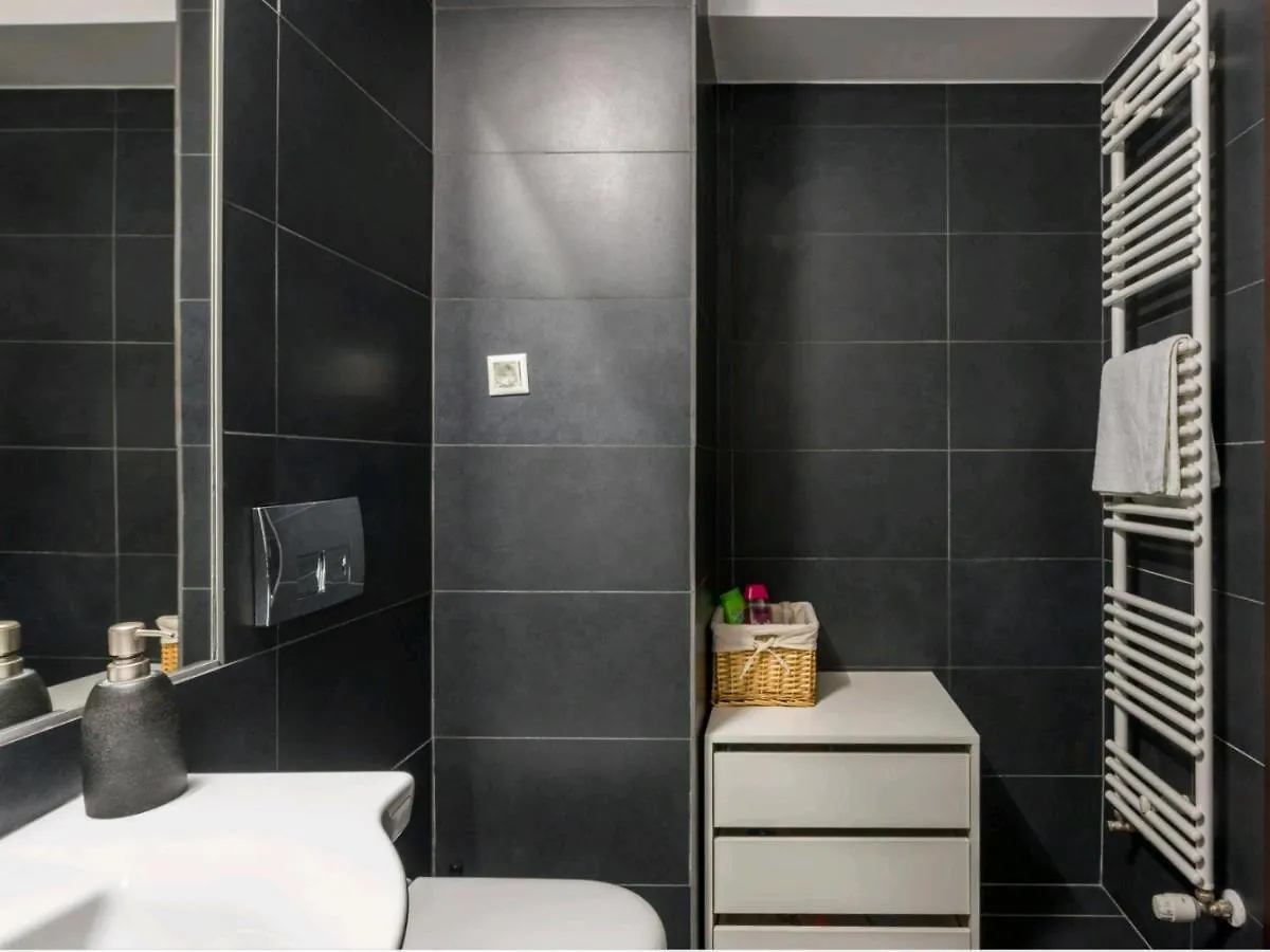 Platinum Rooms District 1 & 2 Bucharest 3*,