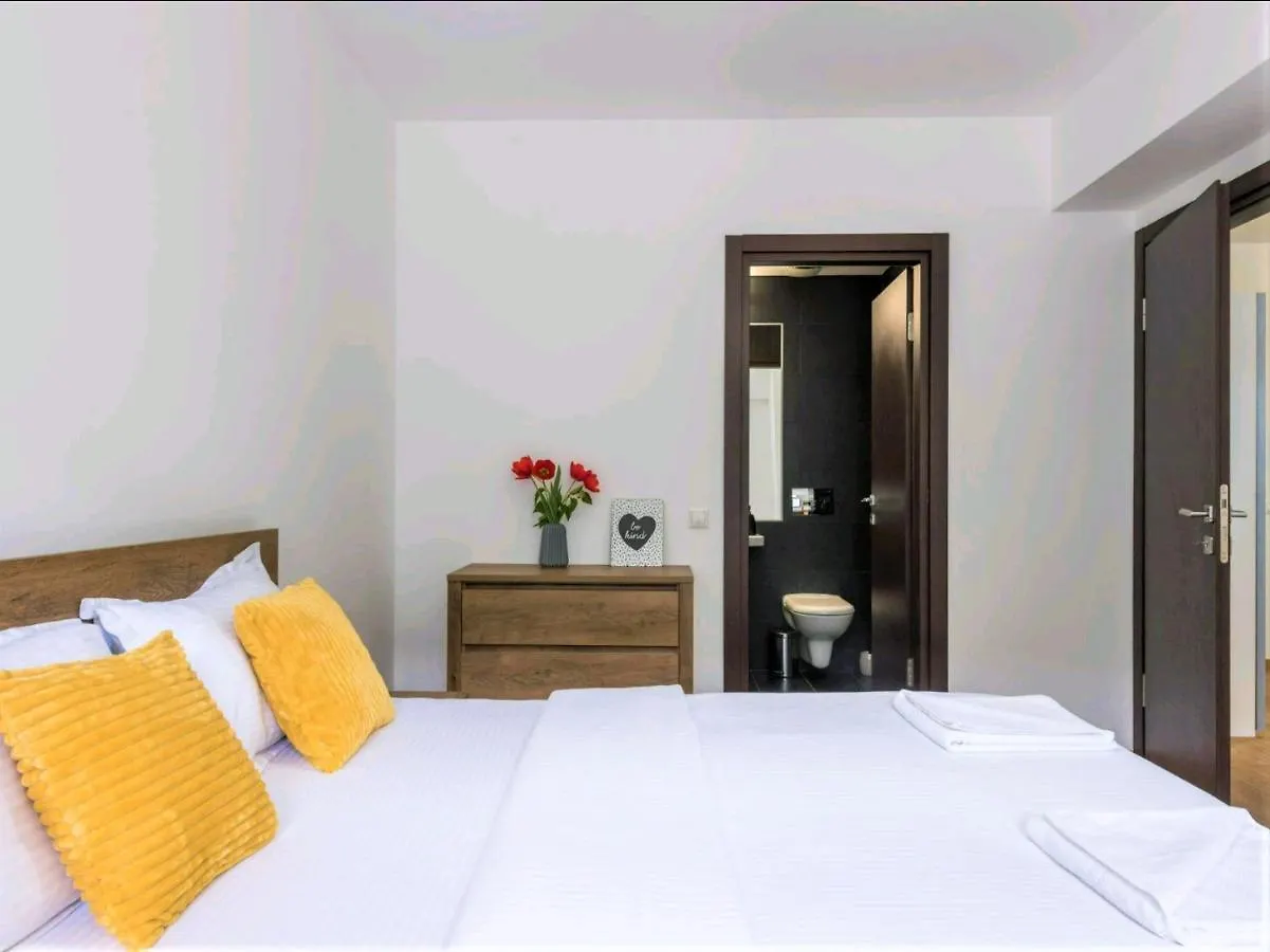 Aparthotel Platinum Rooms District 1 & 2 Bucharest